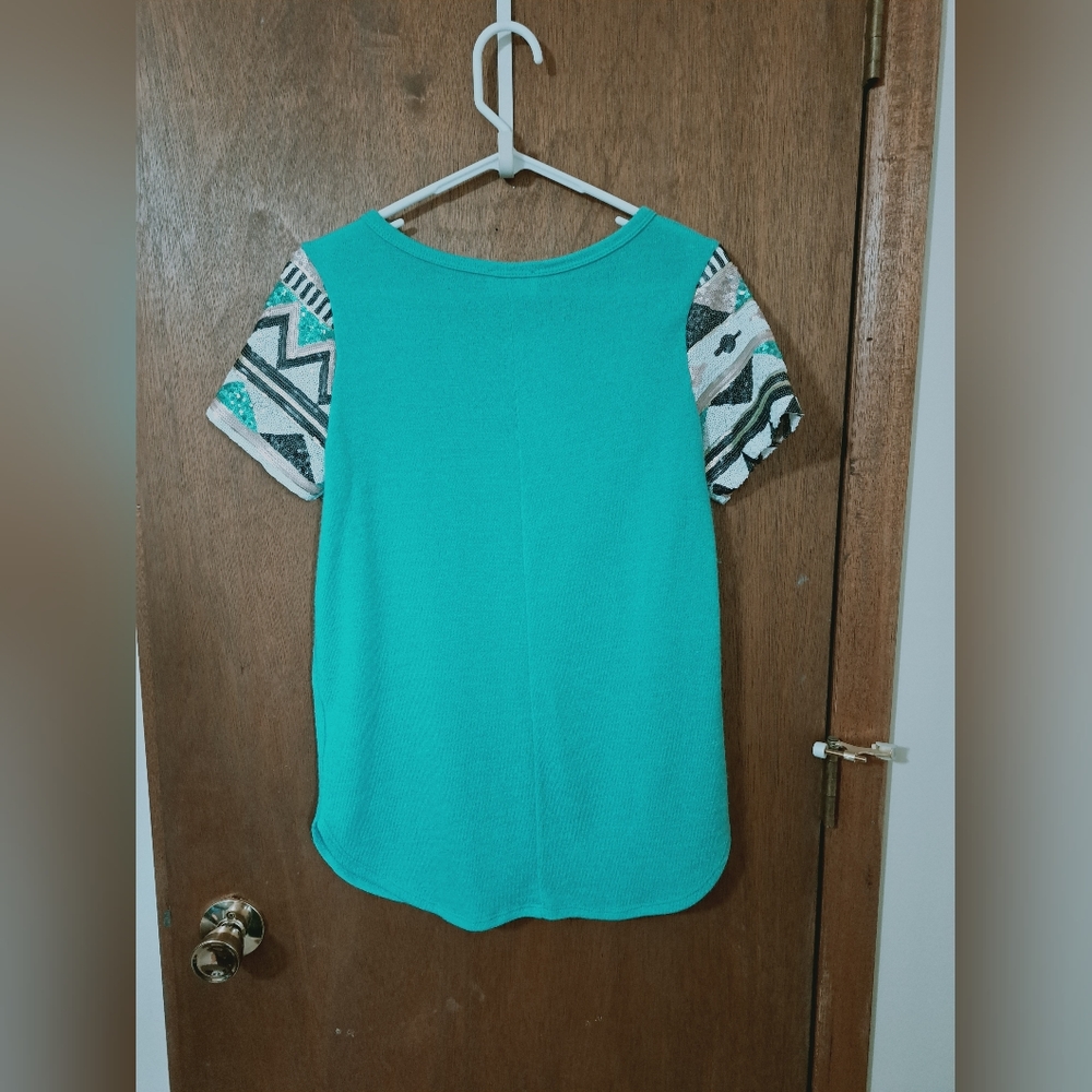 Style Rack Aztec Sequin shirt, small, NWOT - Picture 2 of 7